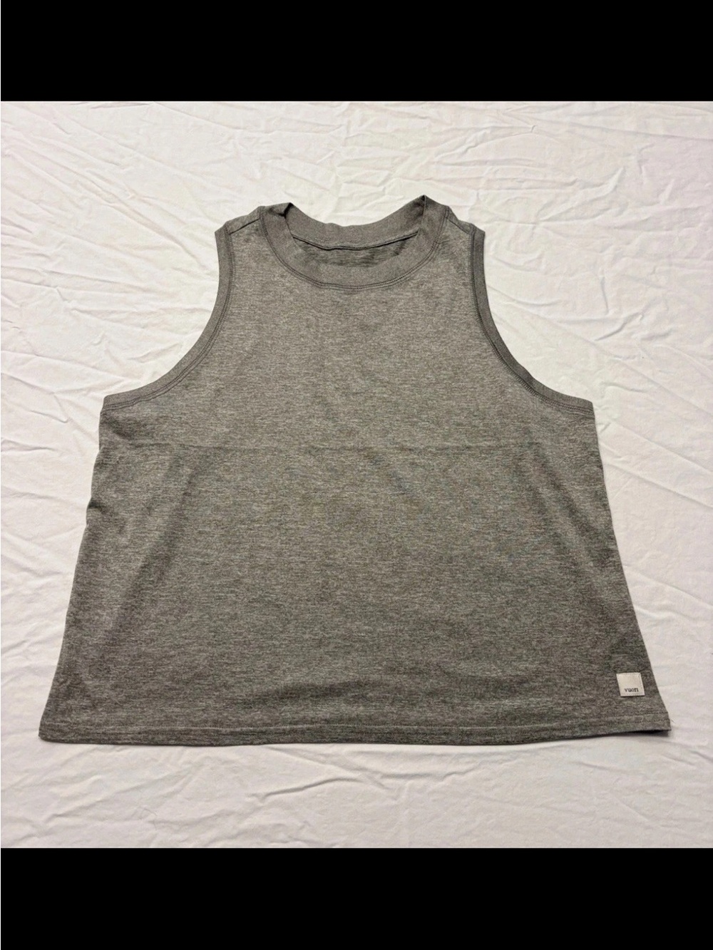 Vuori Energy Tank Top Women’s Medium Gray Lightweight Stretch Yoga Gym VW123